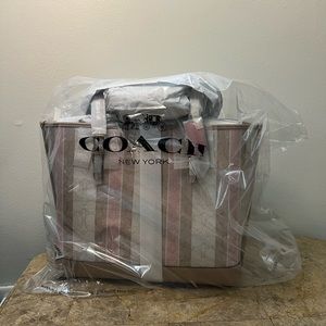 Coach Mollie Tote In Signature Jacquard With Stripes